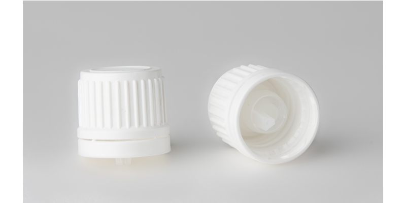Capac 18 mm  pentru sticle, cu sigiliu și picurător  Alb